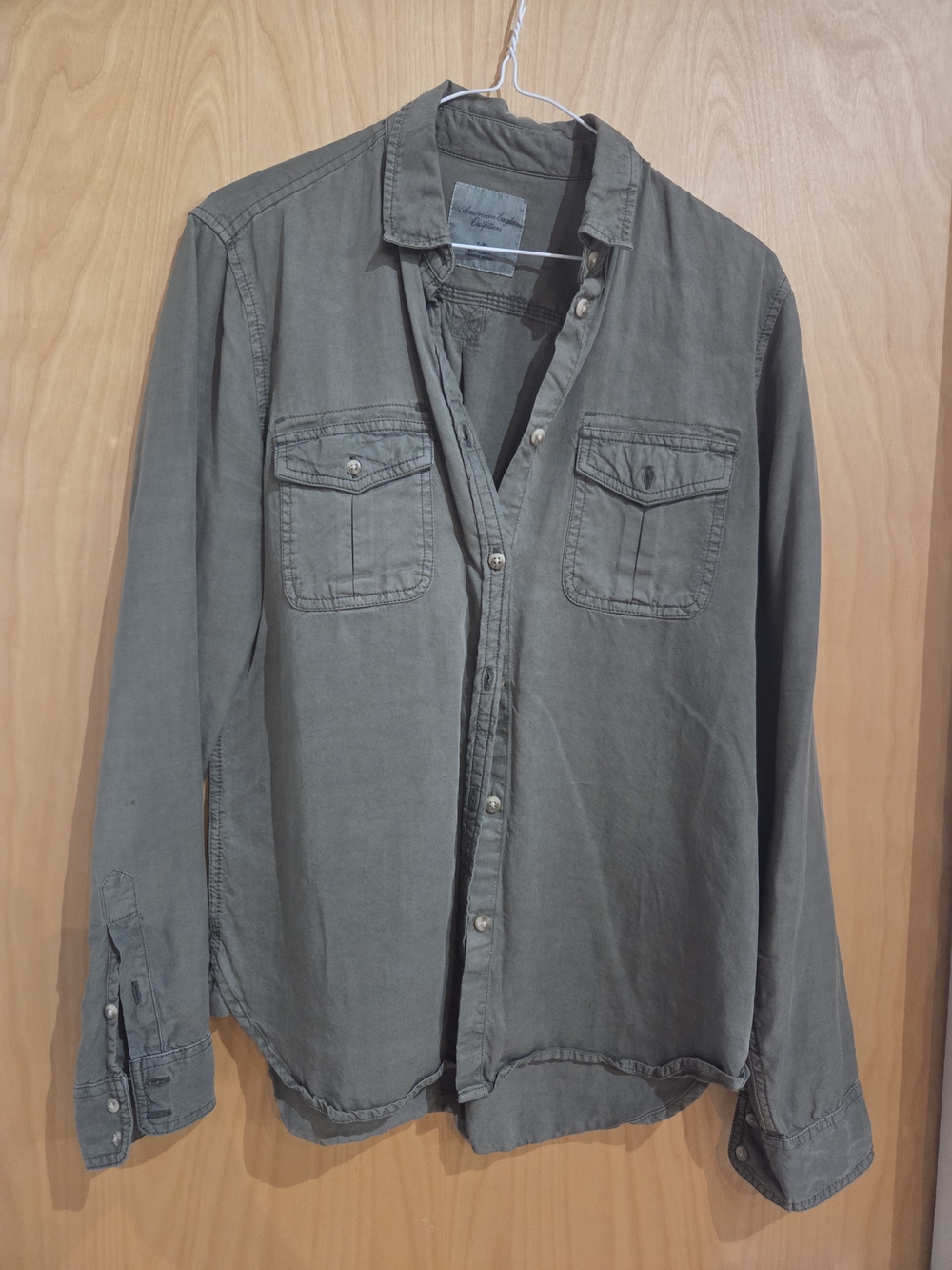 American Eagle Outfitters Olive Green Button-Front Shirt
